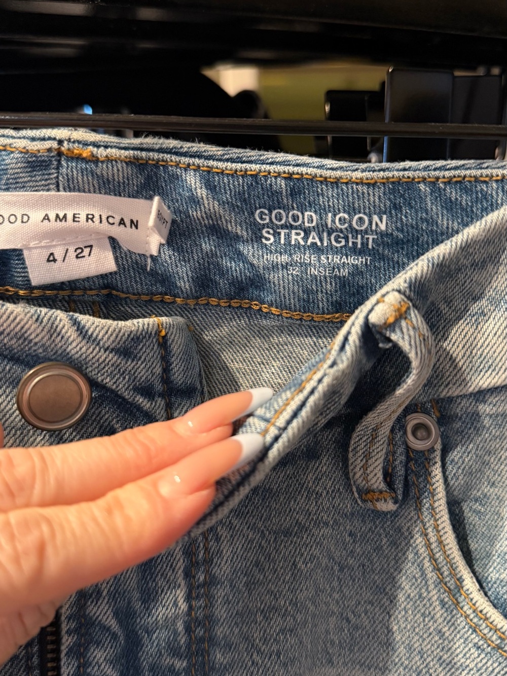 Good American Good Icon High Rise Straight Diamond Jeans sz 04/27